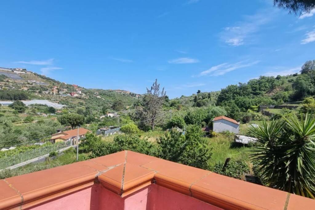 Ferienwohnung La Quiete E Il Mare Imperia Exterior foto